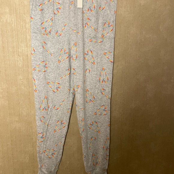 Pink Victoria’s Secret candycane, heart lounge set XS/XP - Picture 4 of 6